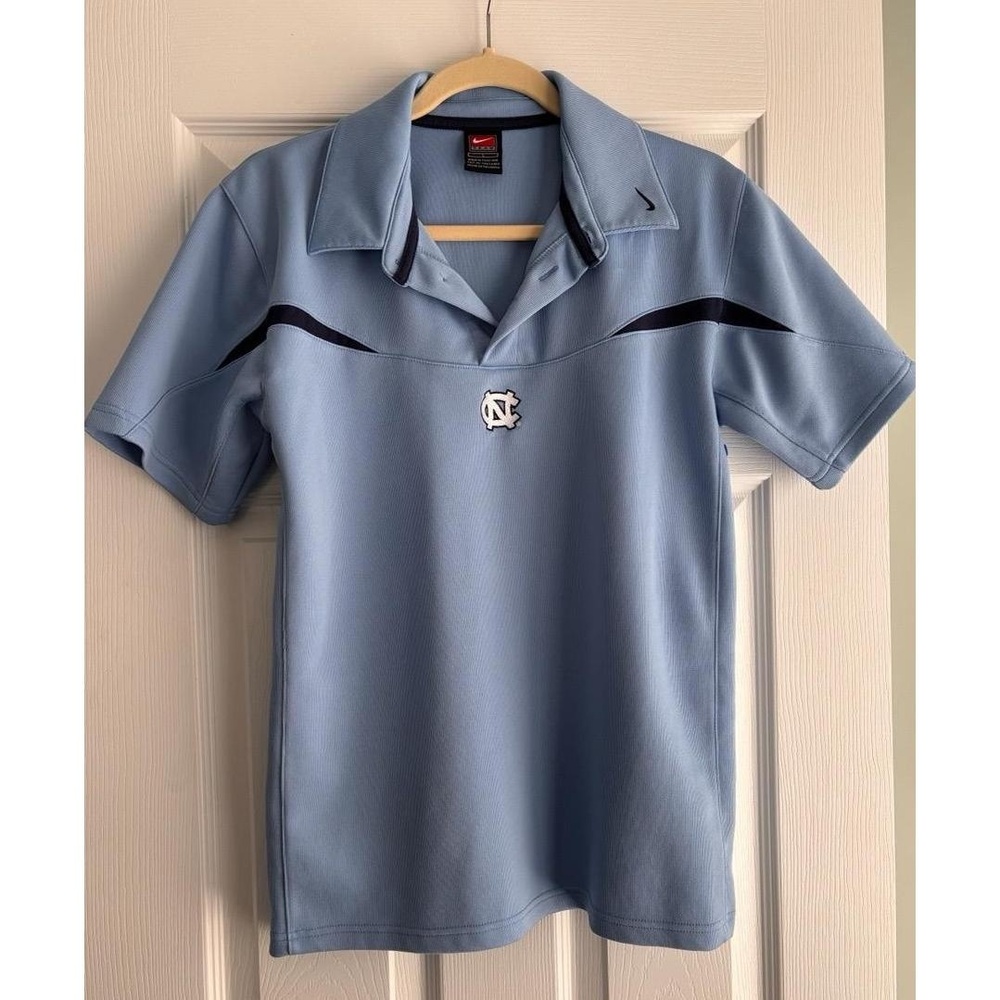 NIKE UNC Tar Heels Polo Shirt Boys LG 16-18 Dri-FIT Light Blue Collegiate Golf - Picture 2 of 10